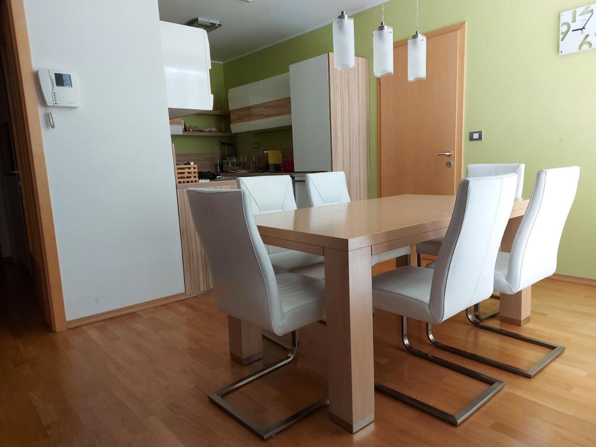 Apartma Klara Изола Экстерьер фото